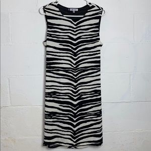 Zebra print dress Jennifer Lopez open back